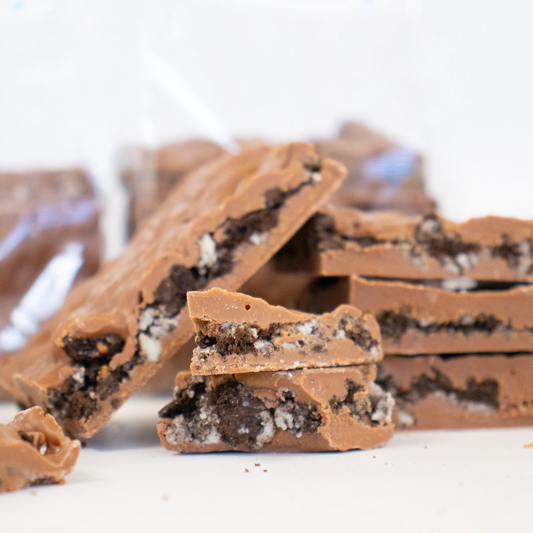 Oreo Bark – Mostly Chocolate