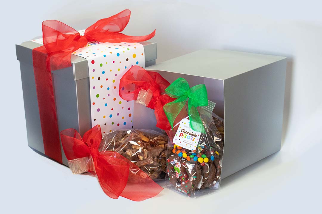 Pizazz Large Holiday Box